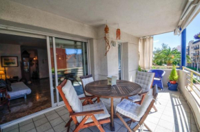 The Rose by Hello Homes Sitges
